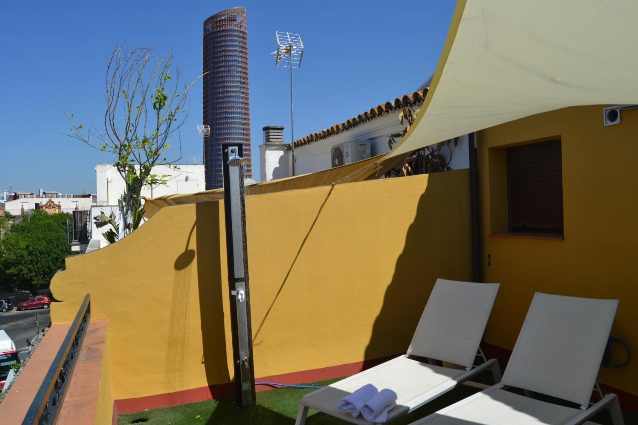 Alojamiento En Sevilla-Triana Luaran gambar